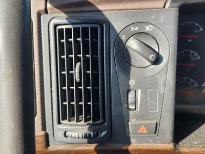 Volvo VNL Interior Part