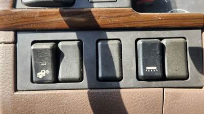 Volvo VNL Interior Part