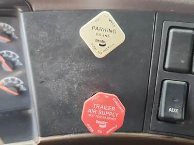 Used 2013 Volvo VNL Dash Switches Trailer Air Supply and Parking Brake