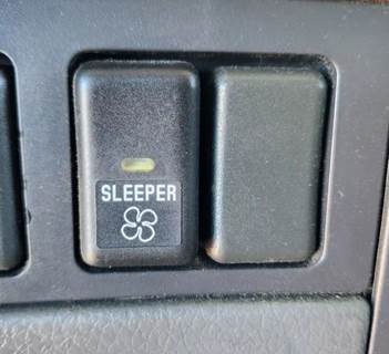 Used 2006 Volvo VNL Sleeper Fan Dash Switches