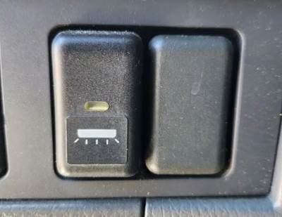 Used 2006 Volvo VNL Miscellaneous Dash Switches for Cab Lights