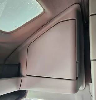 Used 2006 Volvo VNL Right Side Sleeper Cabinet, Grey Plastic
