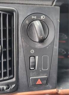 Used 2012 Volvo VNL Miscellaneous Dash Switches