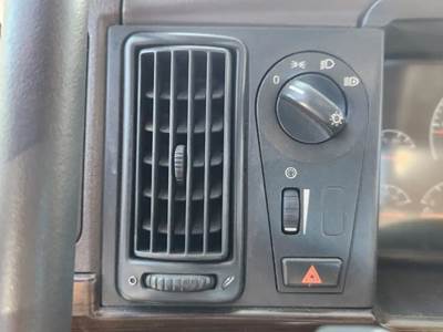 Used 2015 Volvo VNL Miscellaneous Dash Switches with Fresh Air Vent