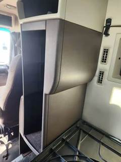 Used 2014 Volvo VNL Right Bottom Sleeper Cabinet, Brown Plastic, H=61"