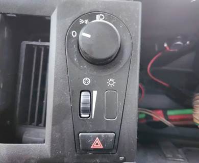 Used 2020 Volvo VNR64T Miscellaneous Dash Switches