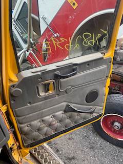 Western Star 4900FA Interior Part for a 2004 Western Star 4900 FA