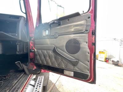 Western Star 4900FA Interior Part for a 2008 Western Star 4900 FA