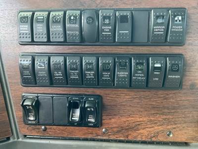 Western Star 4900FA Interior Part for a 2008 Western Star 4900 FA