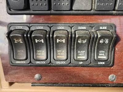 Western Star 4900FA Interior Part for a 2020 Western Star 4900 FA