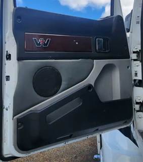 Western Star 5700 Interior Part