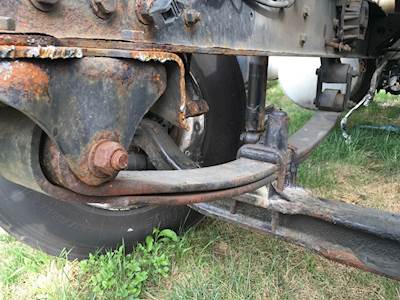 Freightliner Cascadia 113 Front Leaf Spring