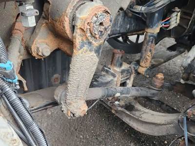 Freightliner Cascadia 113 Front Leaf Spring