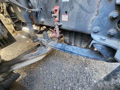 Freightliner Cascadia 113 Front Leaf Spring