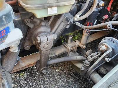 Freightliner Cascadia 125 Front Leaf Spring