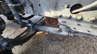 Freightliner Cascadia 125 Front Leaf Spring