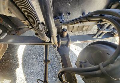 Freightliner Cascadia 125 Front Leaf Spring