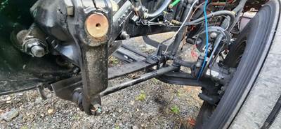 Freightliner Cascadia 126 Front Leaf Spring