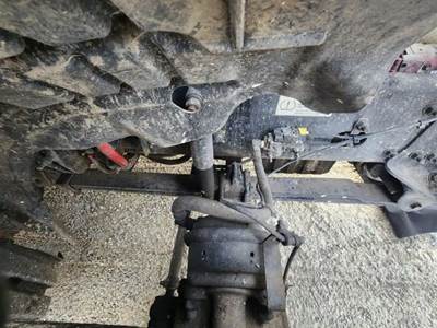 Freightliner Cascadia 126 Front Leaf Spring