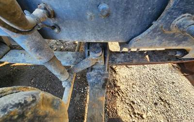 Mack Pinnacle CHU613 Front Leaf Spring for a 2017 Mack CHU613