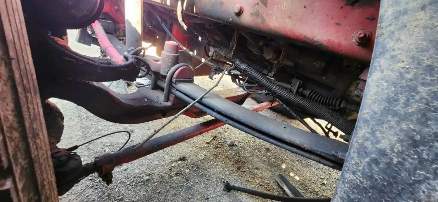 Mack Pinnacle CXU613 Front Leaf Spring for a 2014 Mack CXU613 For Sale