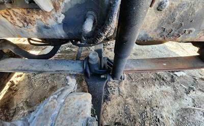 Mack Vision CXN613 Front Leaf Spring for a 2006 Mack CXN613