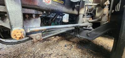 Volvo VNL Front Leaf Spring