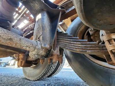 Mack Pinnacle CXU612 Rear Leaf Spring for a 2009 Mack CXU612