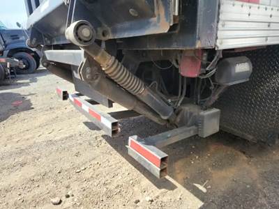 Freightliner M2 106 Liftgate