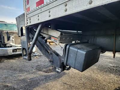 Used 2025 Maxon GPT Power Liftgate 3,000 Lb for Freightliner M2 106