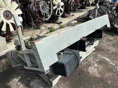 Used Maxon GPT 3000 Lb Power Liftgate for 2020 Freightliner M2 106