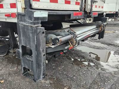 Freightliner M2 112 Liftgate for a 2007 Freightliner M2 112 Medium Duty