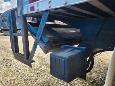 Used Waltco EM-25 Power Liftgate 2,500 Lb for 2018 Hino 195