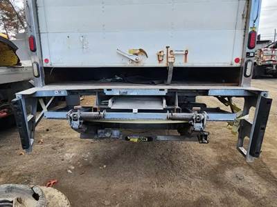 Hino 268 Liftgate