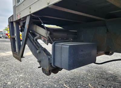 Used Maxon GPT Power Liftgate 5000 Lb for 2014 Hino 268
