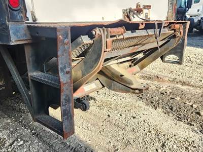Used Waltco Power Lift Gate for 2008 Hino 268