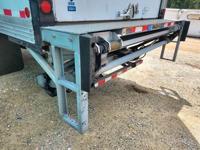 Used 2018 Hino 268 Maxon GPT Power Liftgate 3,000 Lb Capacity
