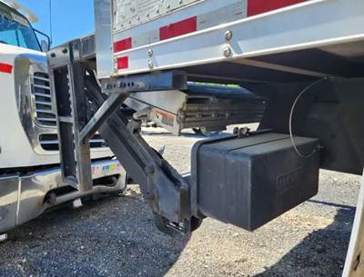 Used Maxon GPT 3000 Lb Power Liftgate for 2018 Hino 338