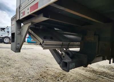 2024 Isuzu NPR-HD Palfinger ILP 2500 Power Liftgate, Part # ML684-FL-B