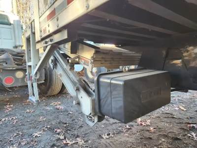 Mack MD Liftgate