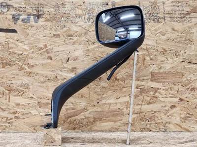 Freightliner Cascadia 116 Right Mirror
