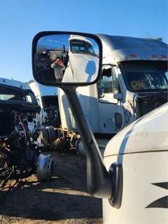 Freightliner Cascadia 125 Left Mirror
