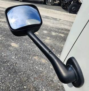 Freightliner Cascadia 125 Left Mirror