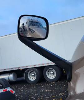 Freightliner Cascadia 126 Left Mirror