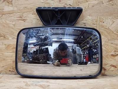 Freightliner Cascadia 126 Right Mirror