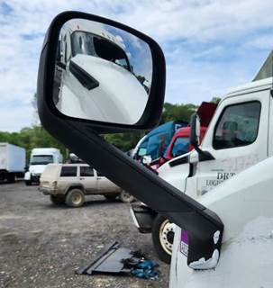 Freightliner Cascadia 126 Left Mirror