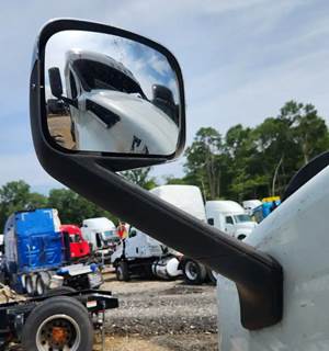 Freightliner Cascadia 126 Left Mirror