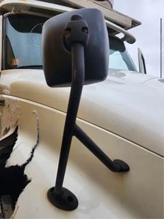 International RH613 Right Mirror
