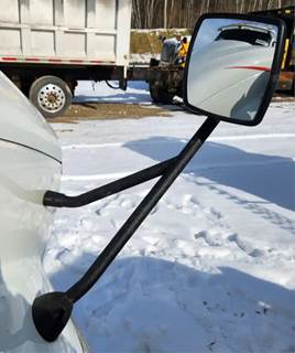 International RH613 Right Mirror