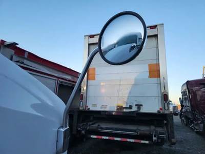Kenworth T680 Right Mirror